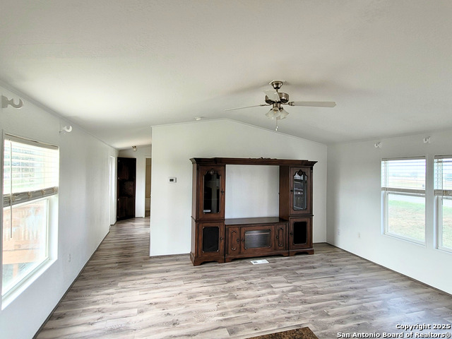 Image 17 of 39 For 2072 County Road 421