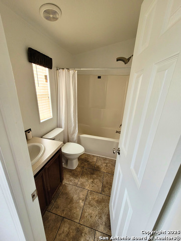 Image 19 of 39 For 2072 County Road 421