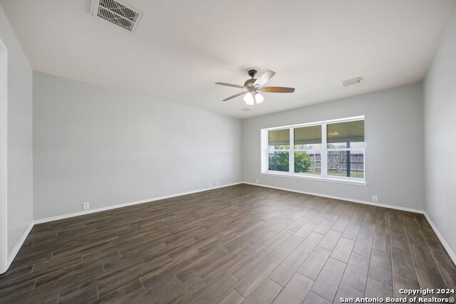 Image 10 of 26 For 15806 Bellister St