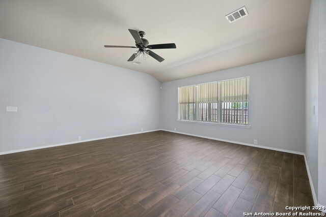 Image 21 of 26 For 15806 Bellister St