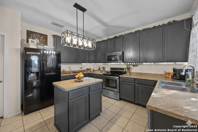 Image 9 of 25 For 12014 Dove