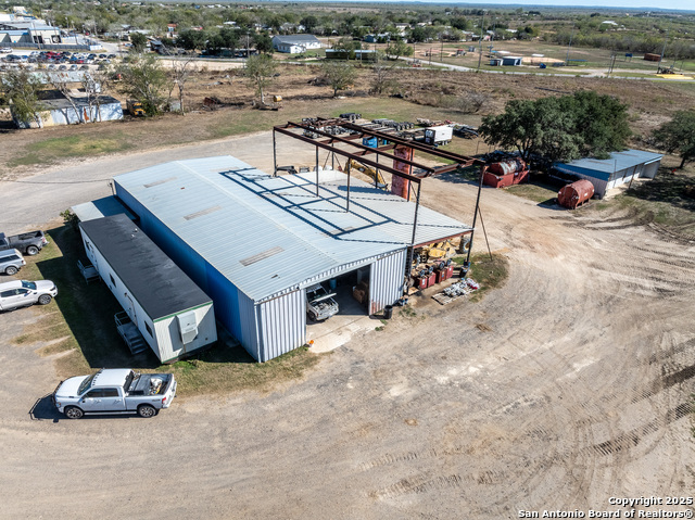 Listing photo id 13 for 12310 Us Highway 87