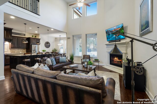 Image 10 of 35 For 6311 Almeria Cir