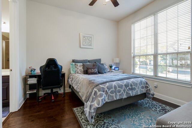 Image 21 of 35 For 6311 Almeria Cir