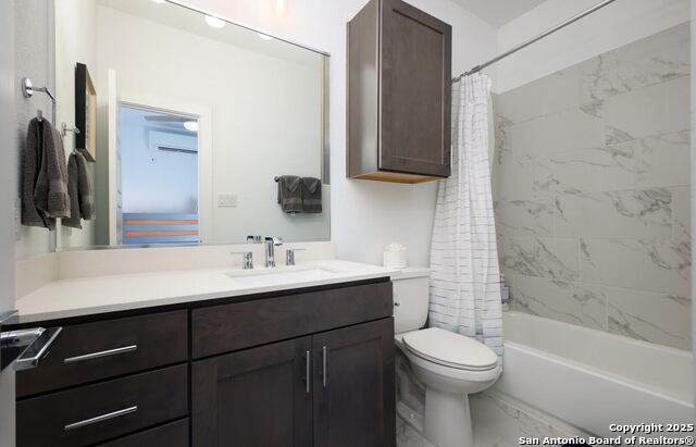 Image 19 of 24 For 210 Poplar W 101