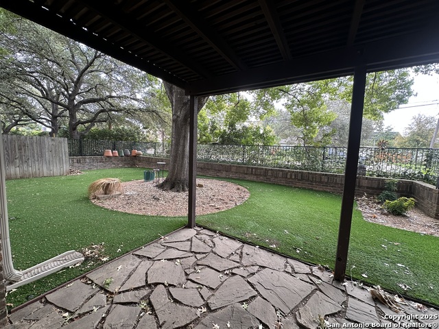 Image 34 of 34 For 8103 New Braunfels 10