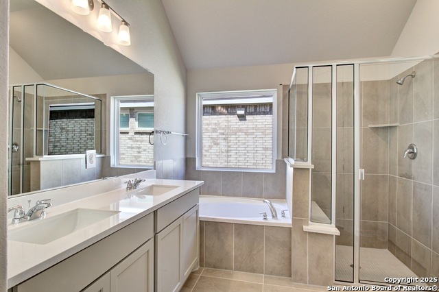 Image 14 of 26 For 13518 Valjean Avenue