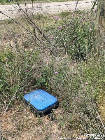 Image 4 of 8 For 0000 Cr 327 Lot 8