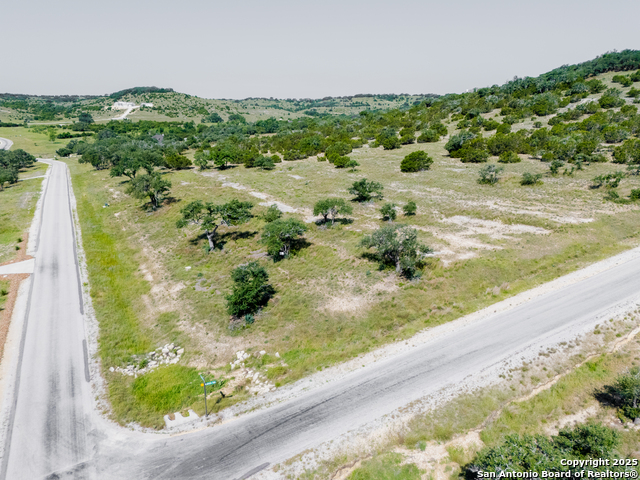 Image 7 of 12 For 68 Majestic Hills Dr