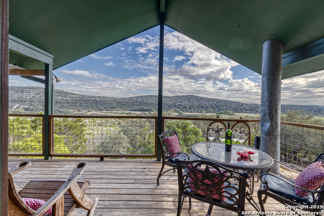 Listing photo id 21 for 186 Cat Claw Mtn