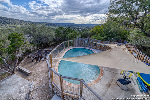 Listing photo id 26 for 186 Cat Claw Mtn