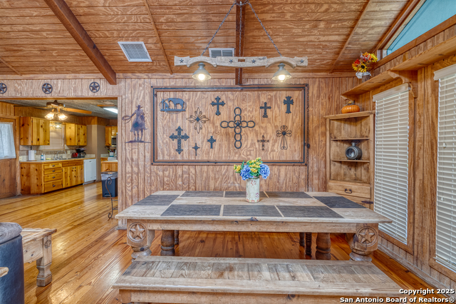 Listing photo id 4 for 186 Cat Claw Mtn