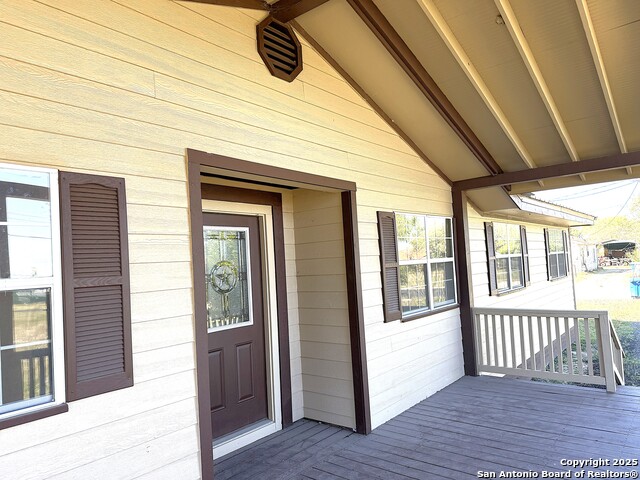 Image 12 of 22 For 305 Youst