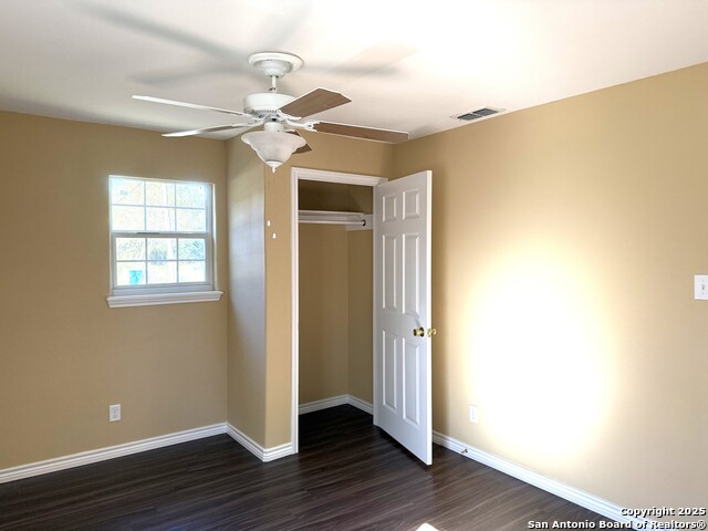 Image 6 of 22 For 305 Youst