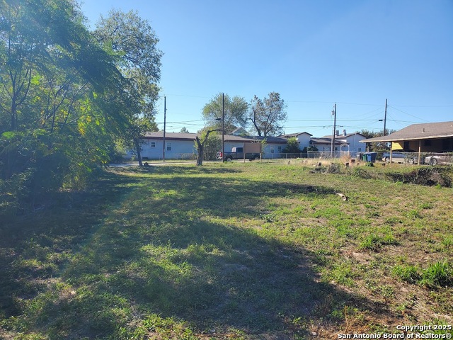 Image 13 of 22 For 1807 & 1811 Burleson