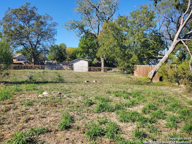 Image 15 of 22 For 1807 & 1811 Burleson