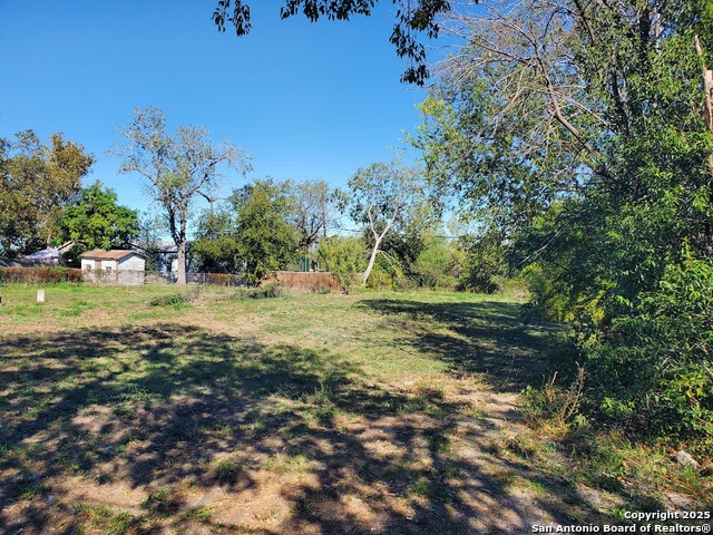 Image 20 of 22 For 1807 & 1811 Burleson