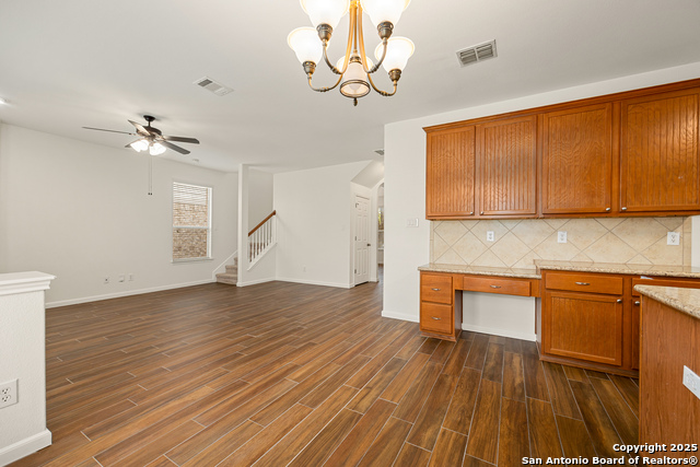 Image 15 of 41 For 6127 Kimble Ml