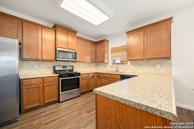 Image 16 of 41 For 6127 Kimble Ml