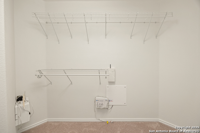 Image 30 of 41 For 6127 Kimble Ml