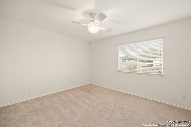 Image 35 of 41 For 6127 Kimble Ml