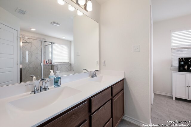 Image 12 of 19 For 5230 Wolf Bane