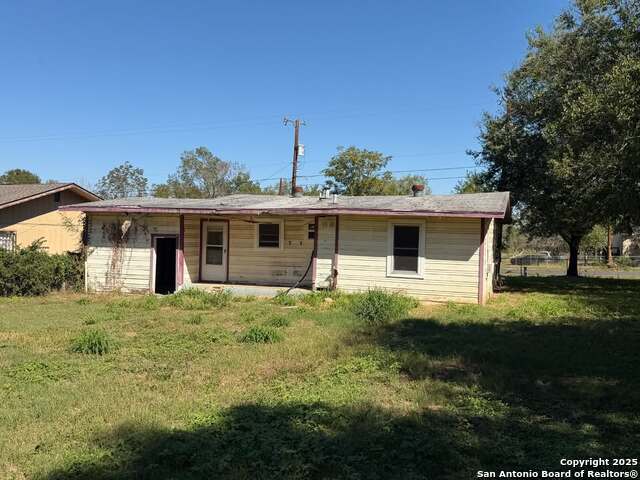 Image 12 of 18 For 14251 Ideal