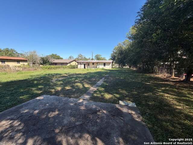 Image 15 of 18 For 14251 Ideal