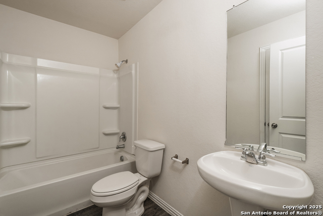 Image 19 of 21 For 5338 Natho  