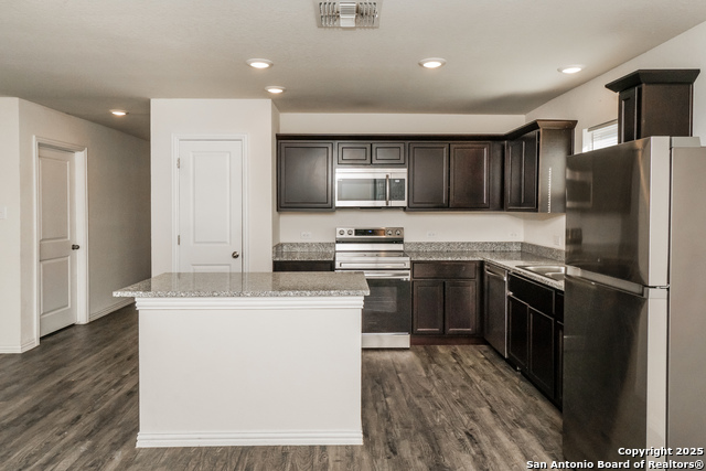 Image 9 of 21 For 5338 Natho  