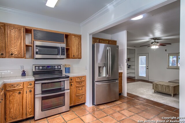 Image 12 of 36 For 2618 Waterford Dr.