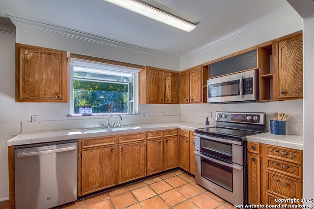 Image 13 of 36 For 2618 Waterford Dr.