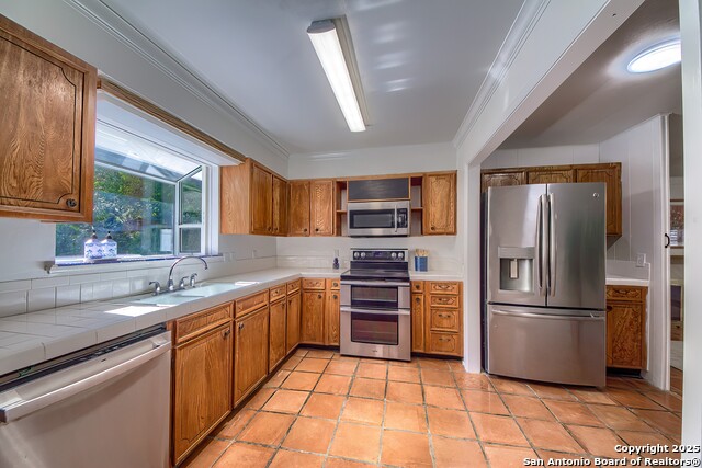 Image 14 of 36 For 2618 Waterford Dr.