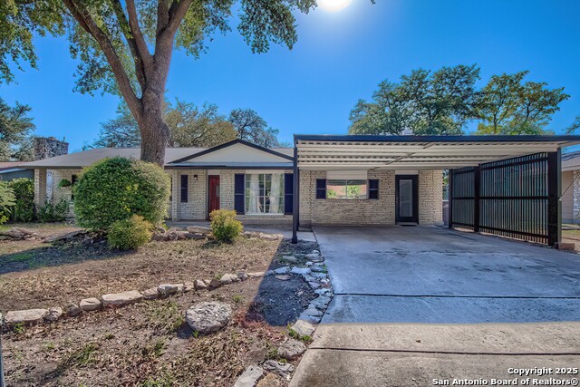 Image 36 of 36 For 2618 Waterford Dr.