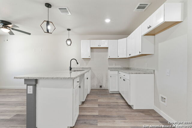 Image 3 of 18 For 227 Grimes  101