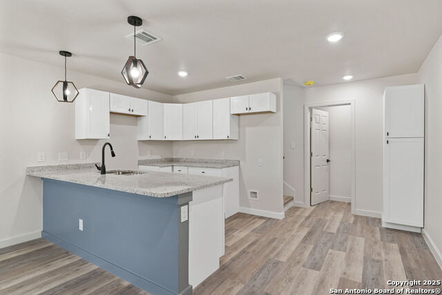 Image 6 of 18 For 227 Grimes  101