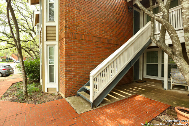 Image 13 of 25 For 13130 Blanco  301