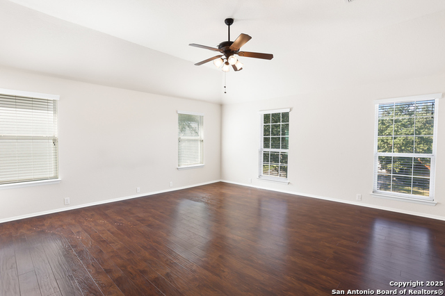 Image 28 of 35 For 4726 River Rock