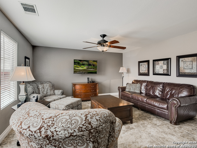 Image 4 of 20 For 3946 Wisteria Way