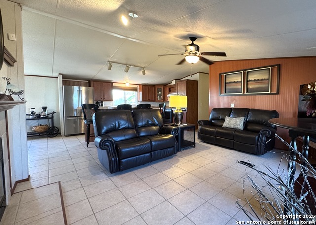 Image 15 of 47 For 157 County Road 5635