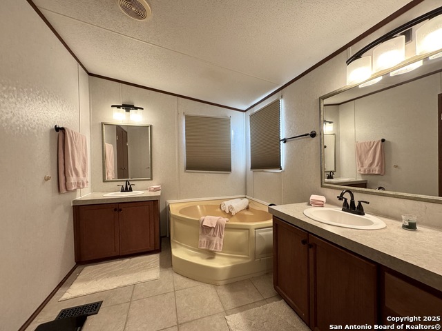 Image 23 of 47 For 157 County Road 5635