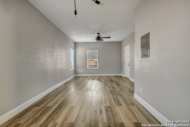 Image 12 of 47 For 1803 Texas