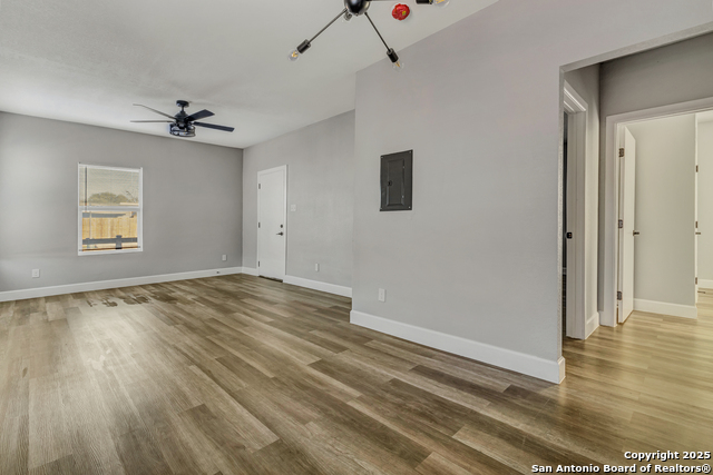 Image 13 of 47 For 1803 Texas