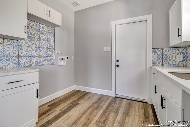 Image 18 of 47 For 1803 Texas