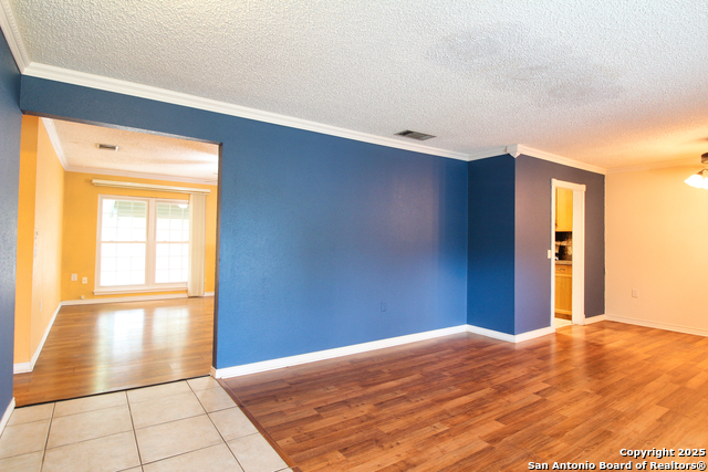 Listing photo id 4 for 6106 Little Brandywine