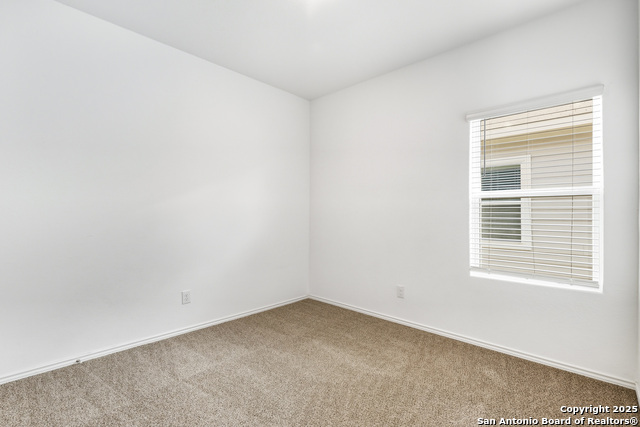 Listing photo id 18 for 4426 Chandler  #3