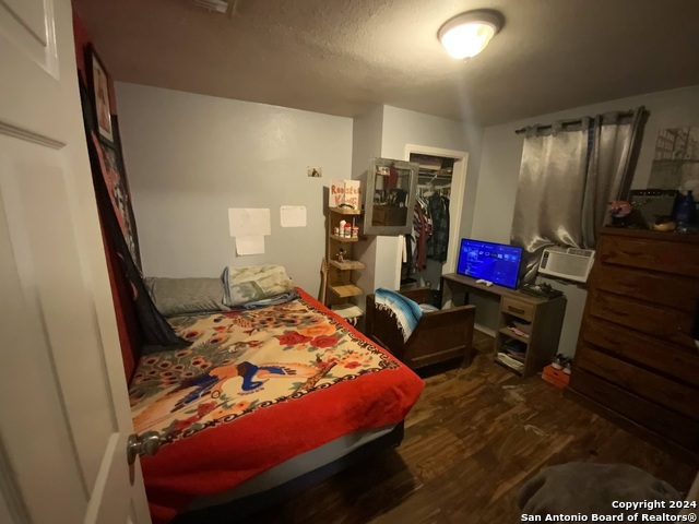 Image 40 of 56 For 341&343 Avondale Ave