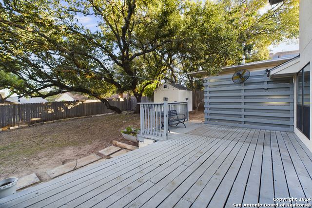 Image 41 of 41 For 8614 Brookhaven Dr