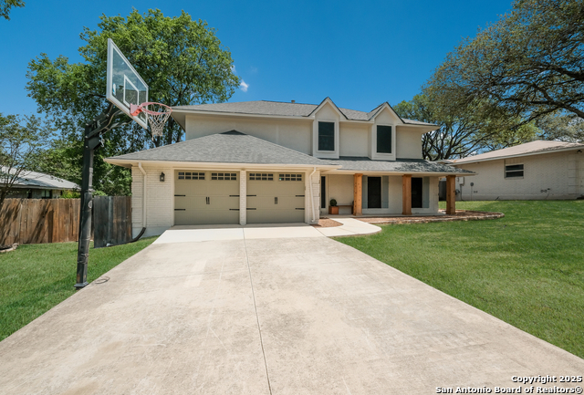 Image 5 of 41 For 8614 Brookhaven Dr