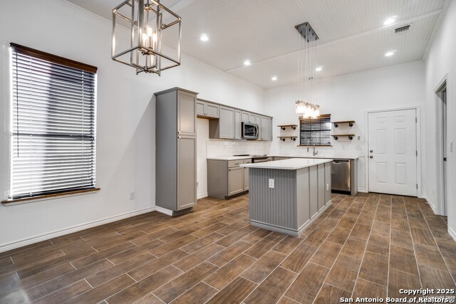 Image 2 of 20 For 312 Quitman